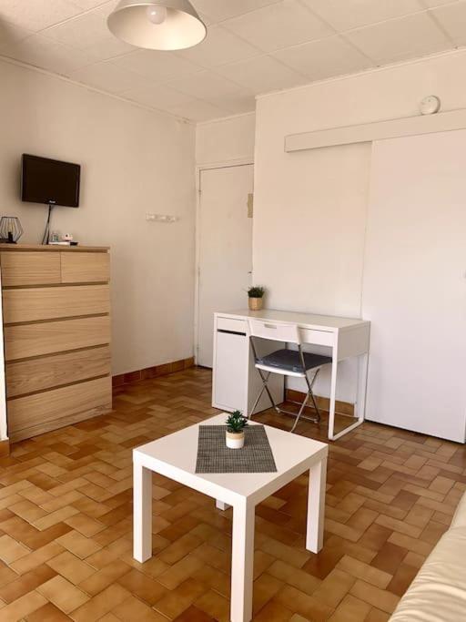 La Garde : Joli Studio Dans Residence Exteriör bild